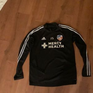 Fc Cincinnati sweatshirt